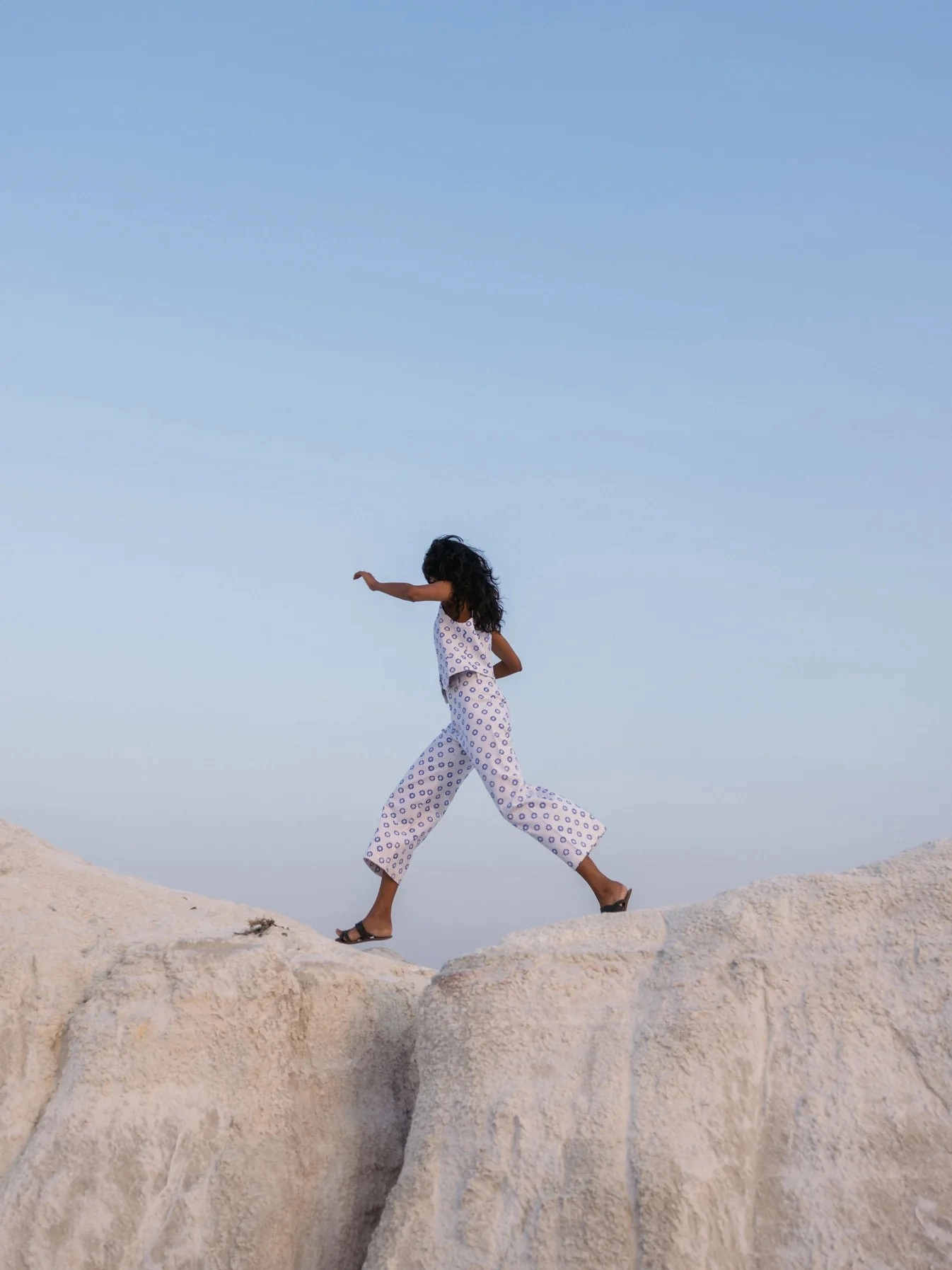 Minimal Cut Reflective accents Disco Pant