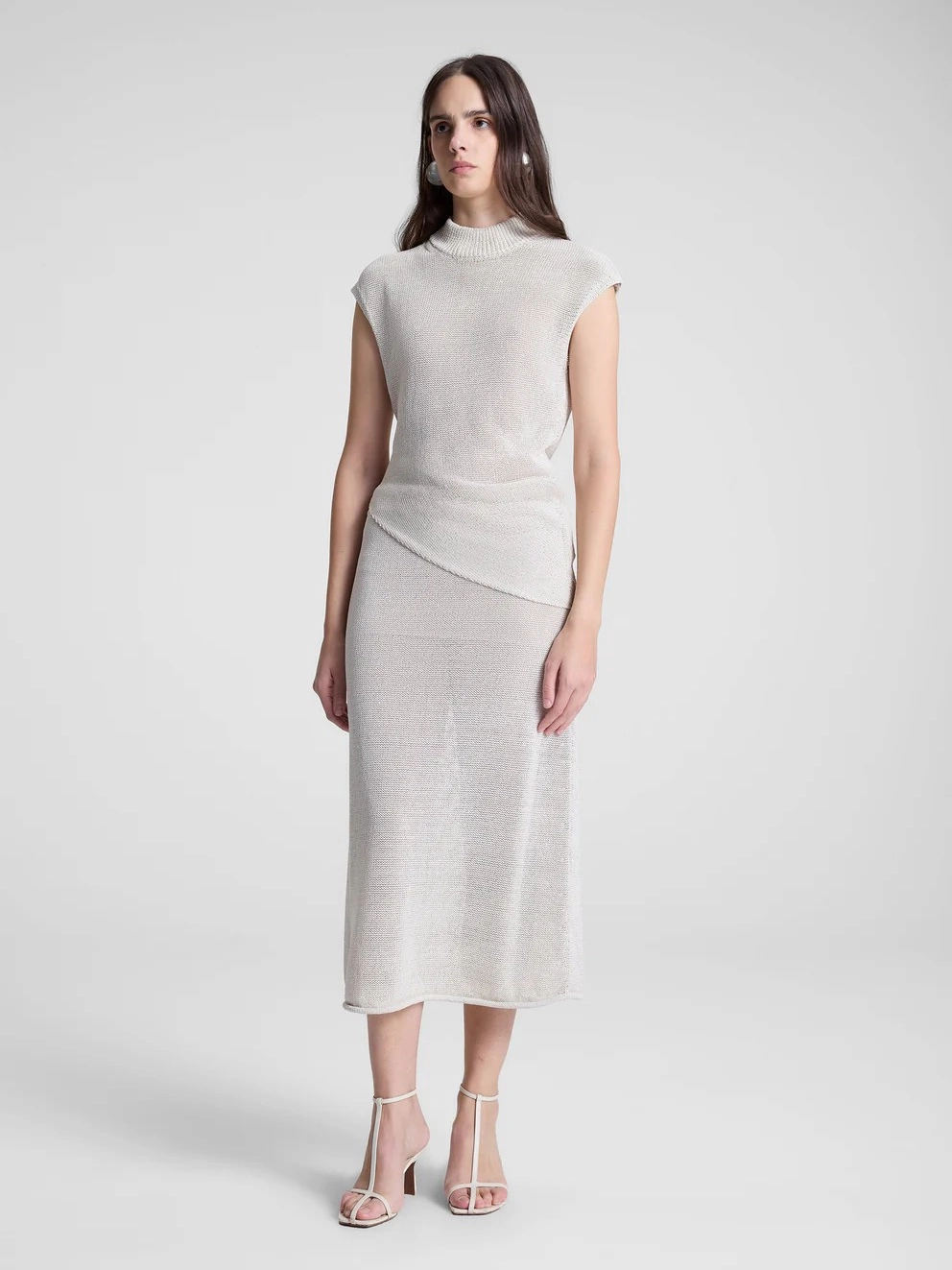 Anne Skirt Outfit Focused understated look