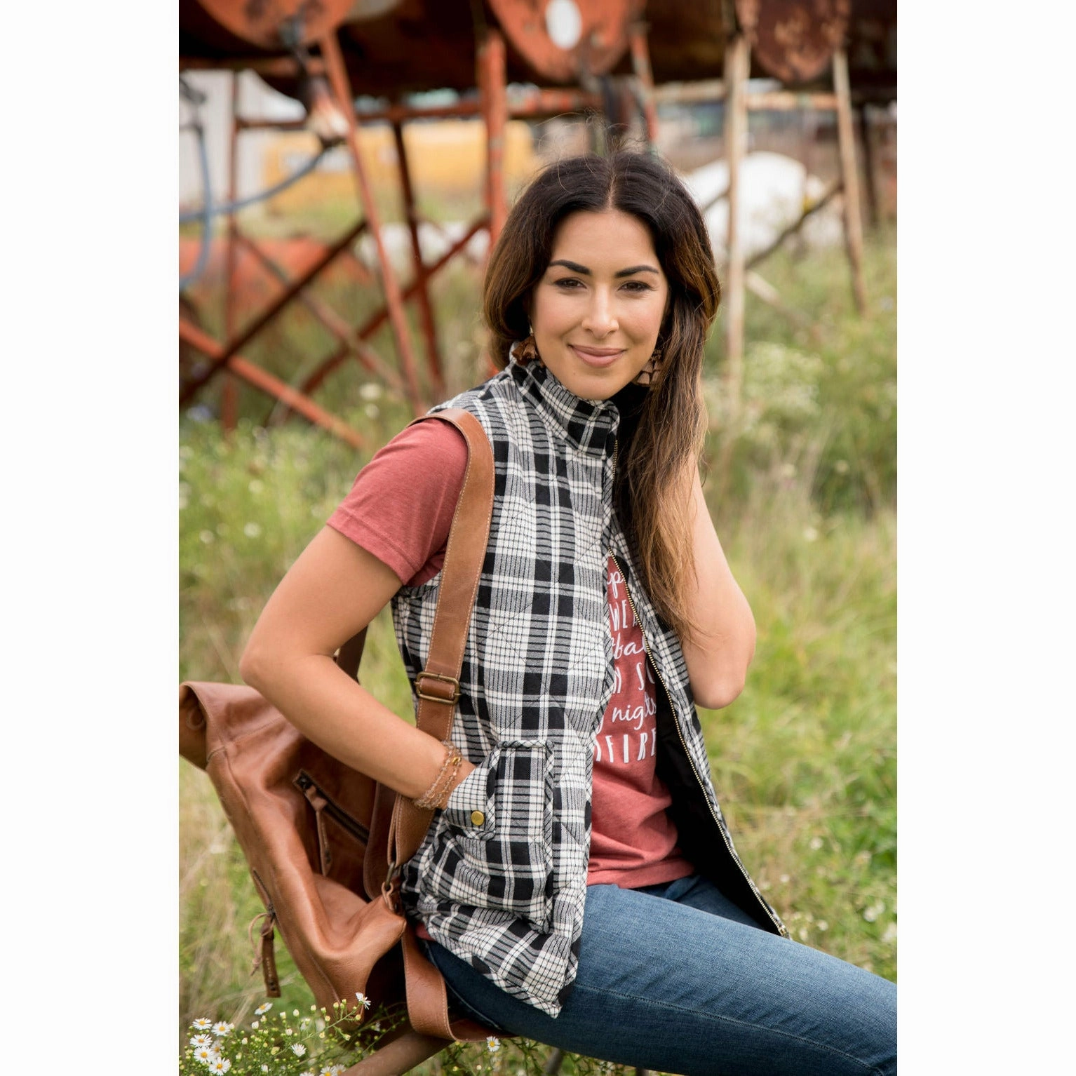 Convertible Collar Design Black Plaid Quilted Vest