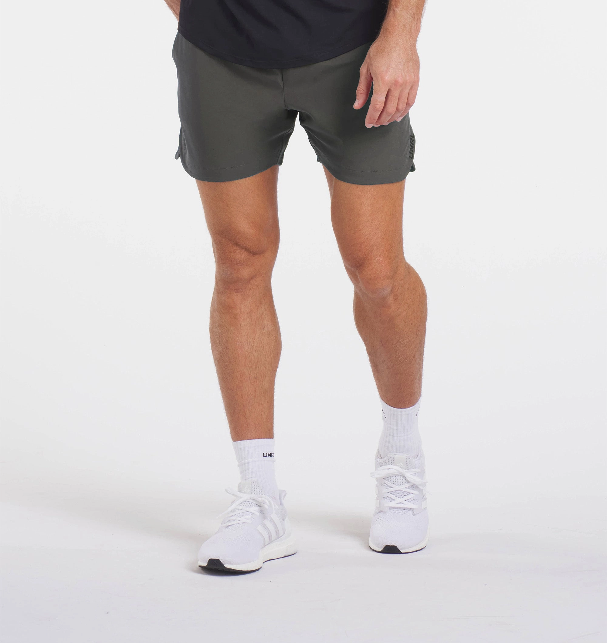 MultiPocket Design Daybreaker Short [5.5"]