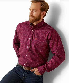 Essential Wardrobe Minimalist fashion Ariat Men??s Magenta Wrinkle Free Vernell Shirt