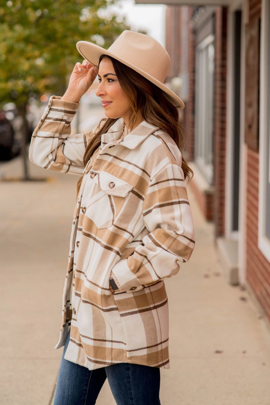 Short Length Glossy Finish Large Button Plaid Print Pocket Shacket