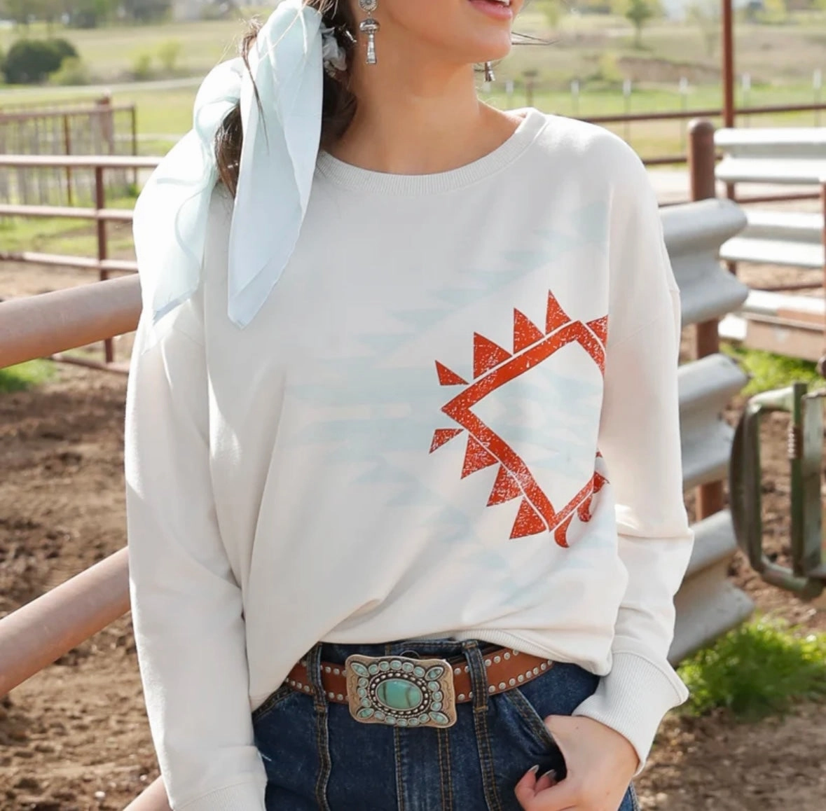 Easy Layering Cruel Women's Cream Southwest Print Sweatshirt