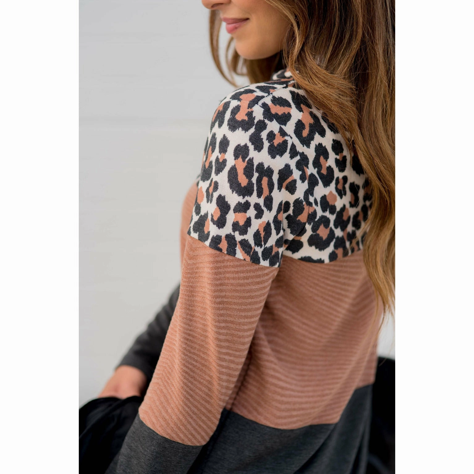 Warm and Cozy Daily Fit Comfy Leopard Blocked Hoodie