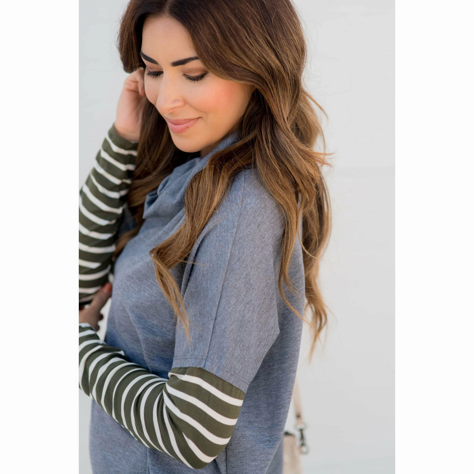 Zip Closure Cowl Neck Accent Tunic Sweatshirt