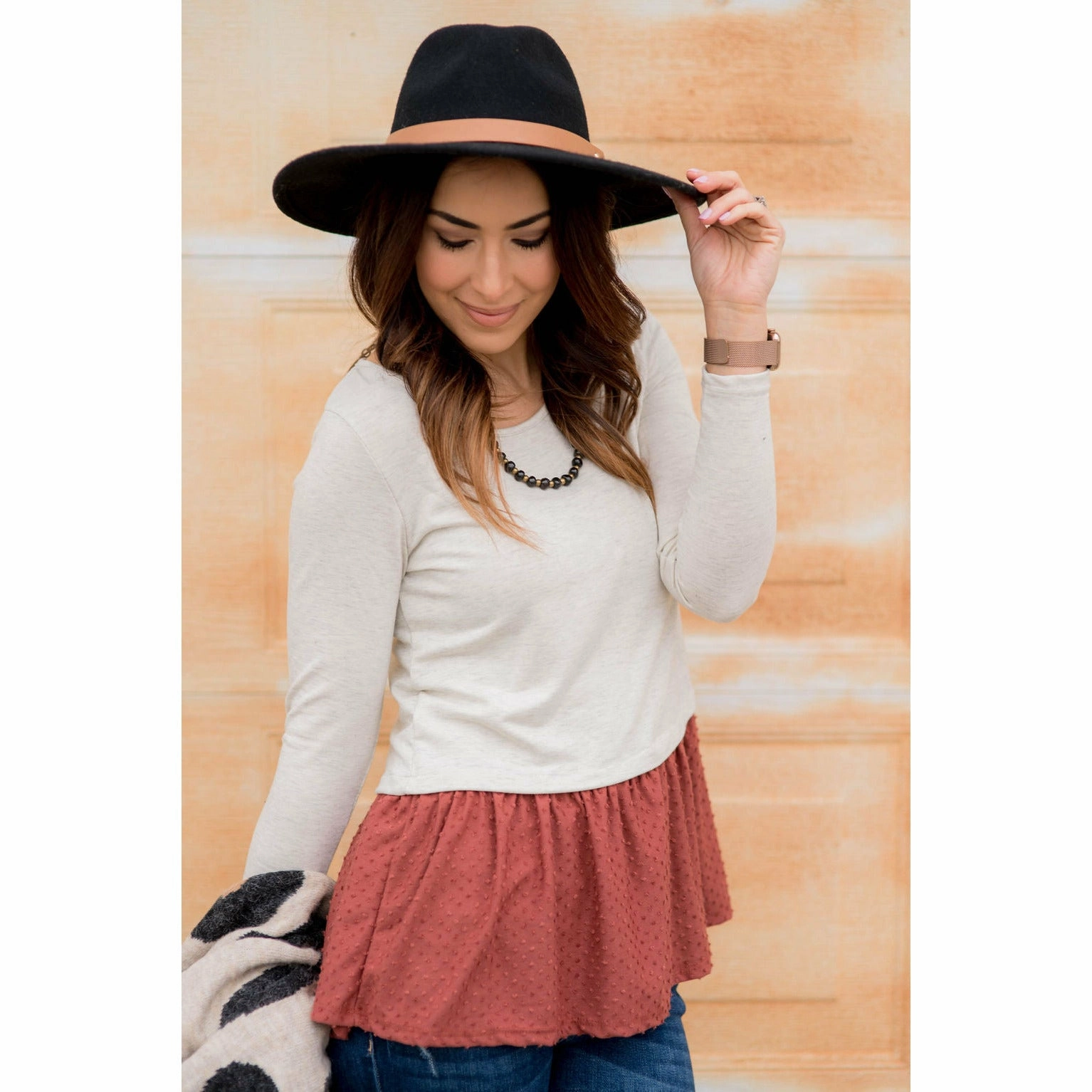 label accents Textured Dot Bottom Sweatshirt