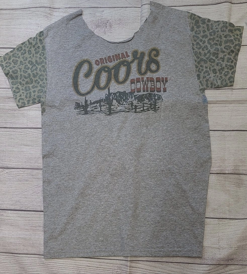 Timeless Look Wear Destructed Coors Cowboy Tee