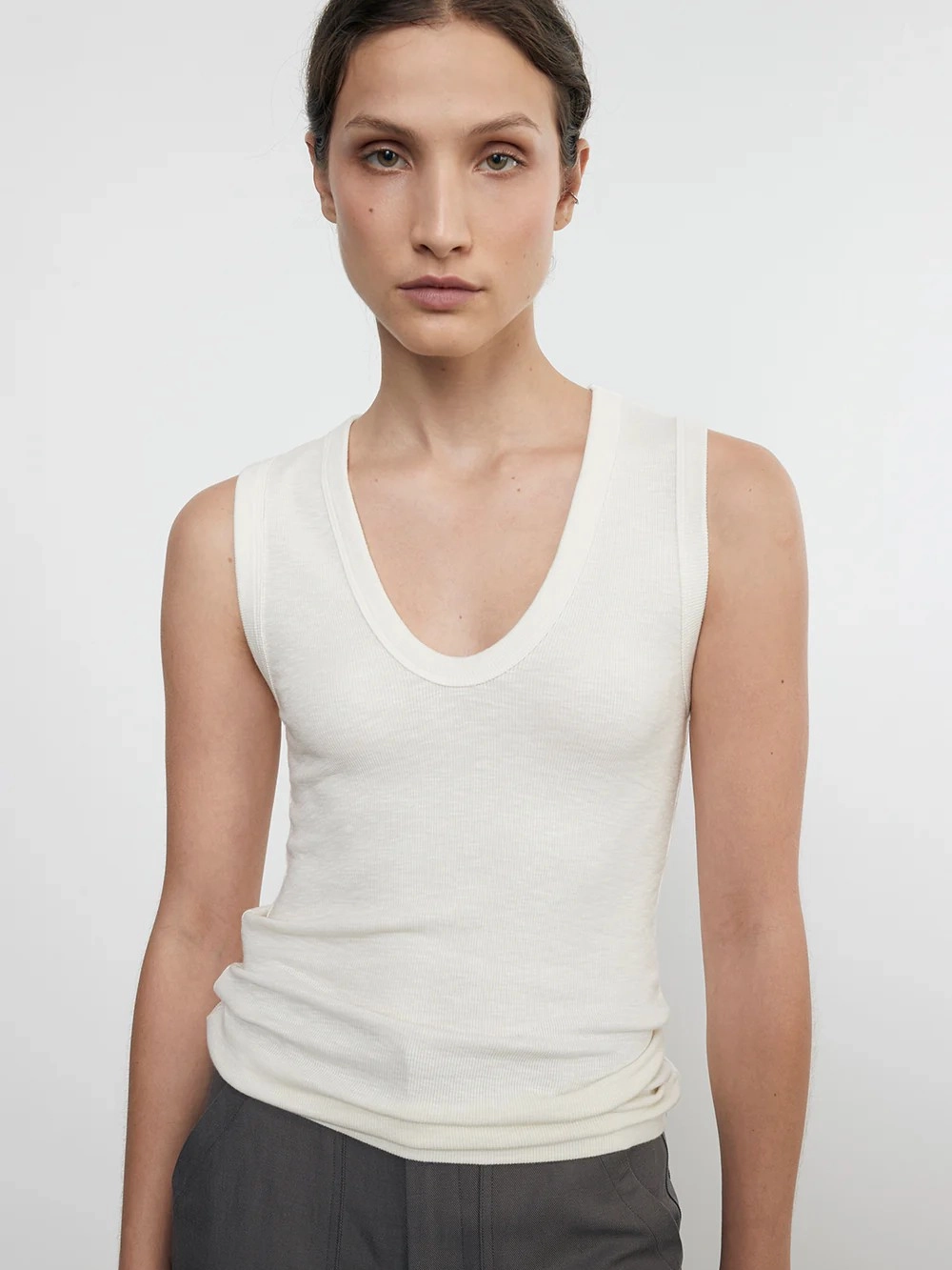 Textured Knit Sleeveless U Winter Fashion