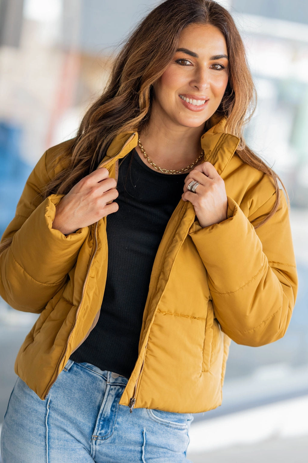 Cropped Puffer Jacket Comfortable lining LowProfile Design