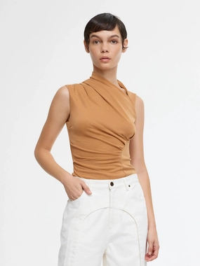 Tagless Neckline Boothby Top
