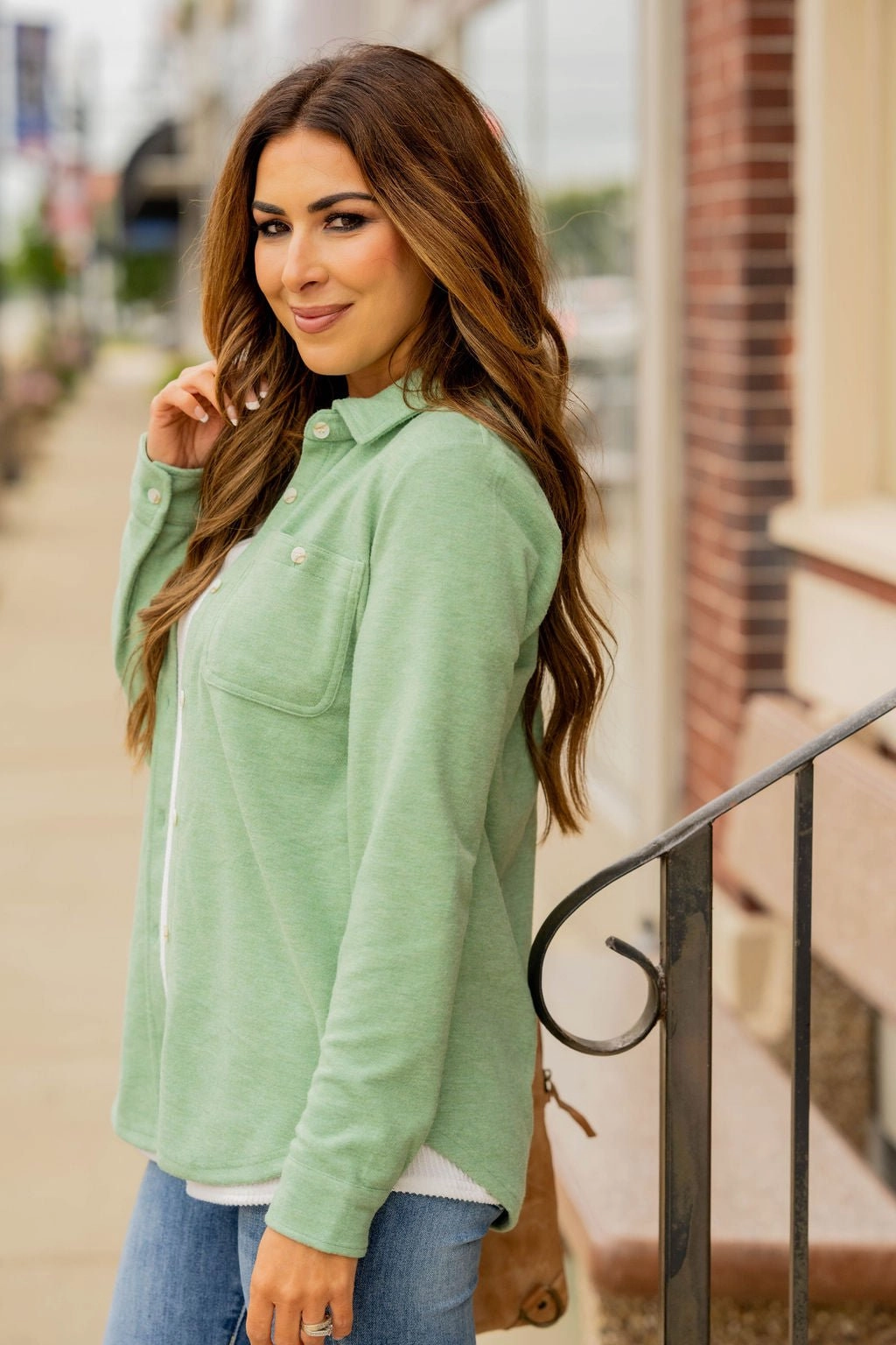 Heathered Lightweight Everyday Shacket Primaloft Insulation MagneticClosureSystem