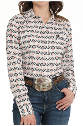 Cinch Women's ArenaFlex White Aztec Print Shirt Ribbed Hemline