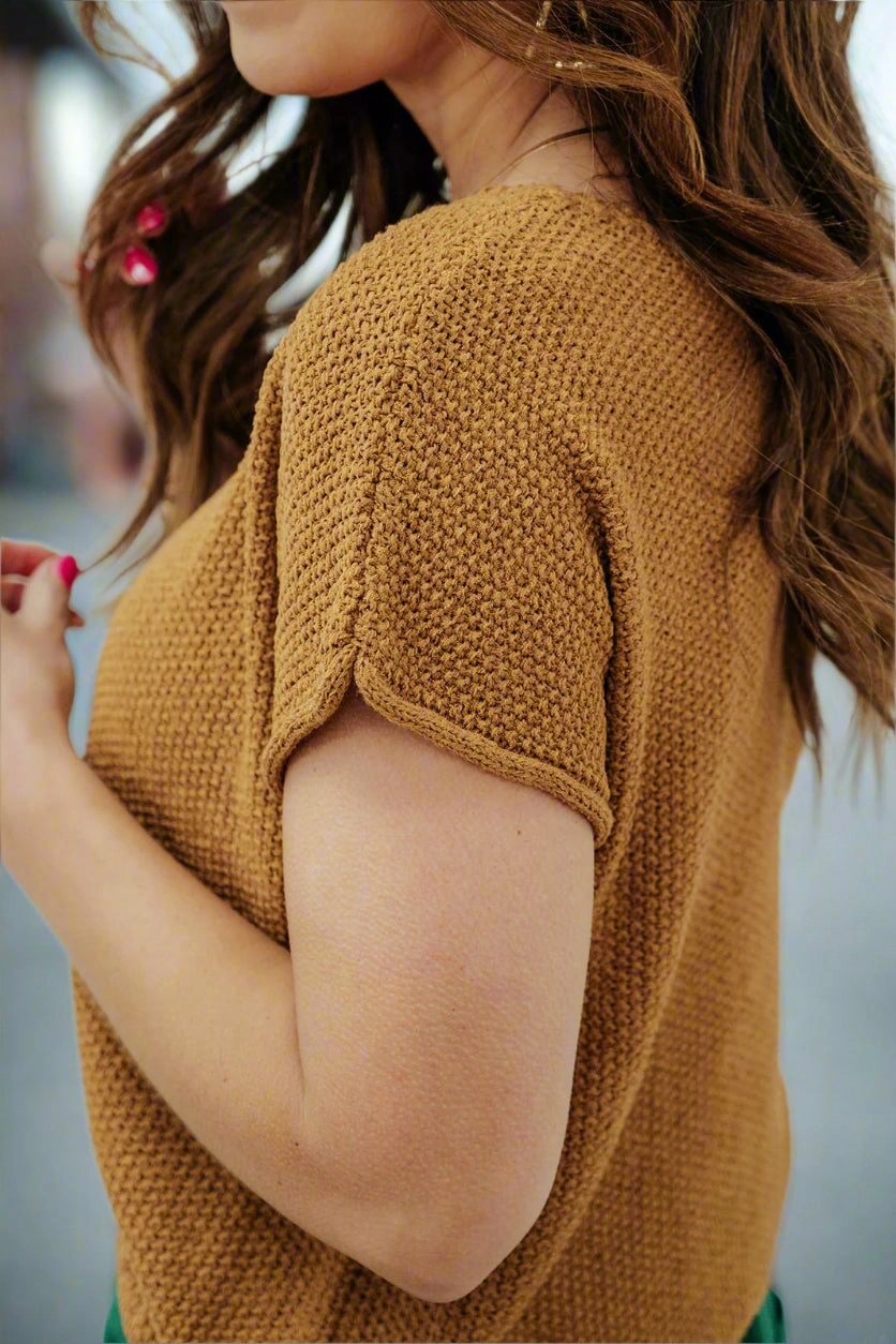 Chic and Warm Heavily Knitted Tee