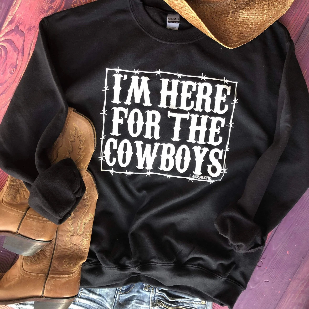 I??m Here For The Cowboys Black Sweatshirt Everyday Use Lightweight Stretch