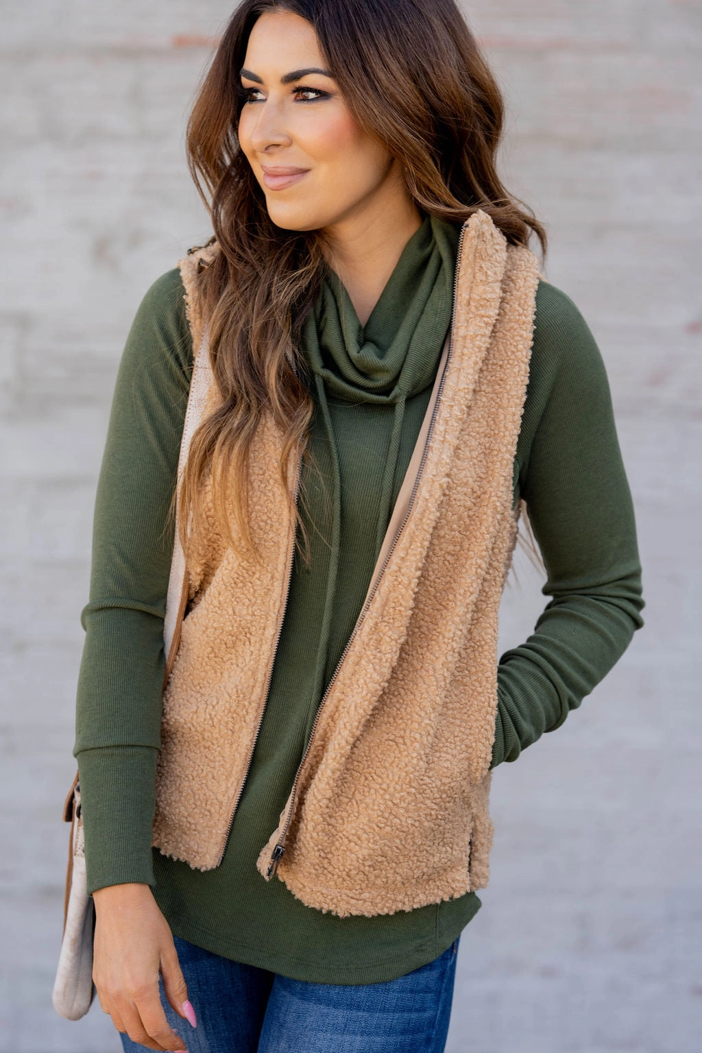 Lightweight Sherpa Vest Go To Layer Bonded Collars