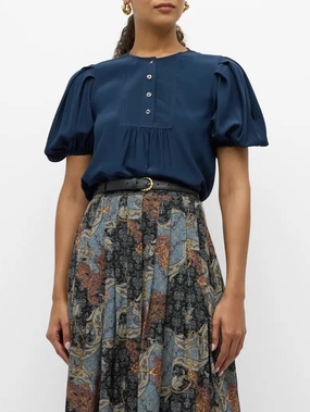 Lila Top Ergonomic Shoulder Shape