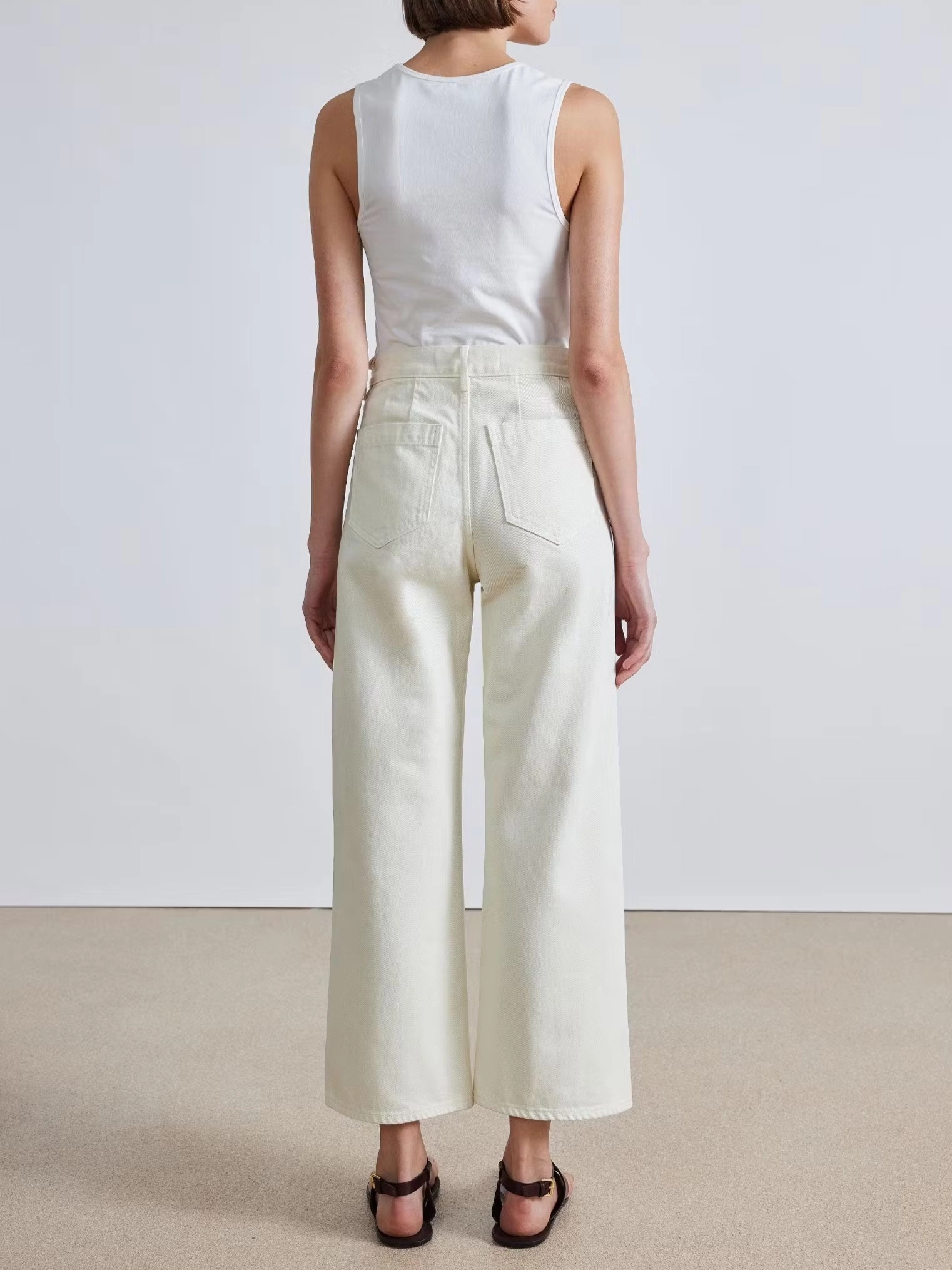 Merida Jean Smart Casual Effortless Style