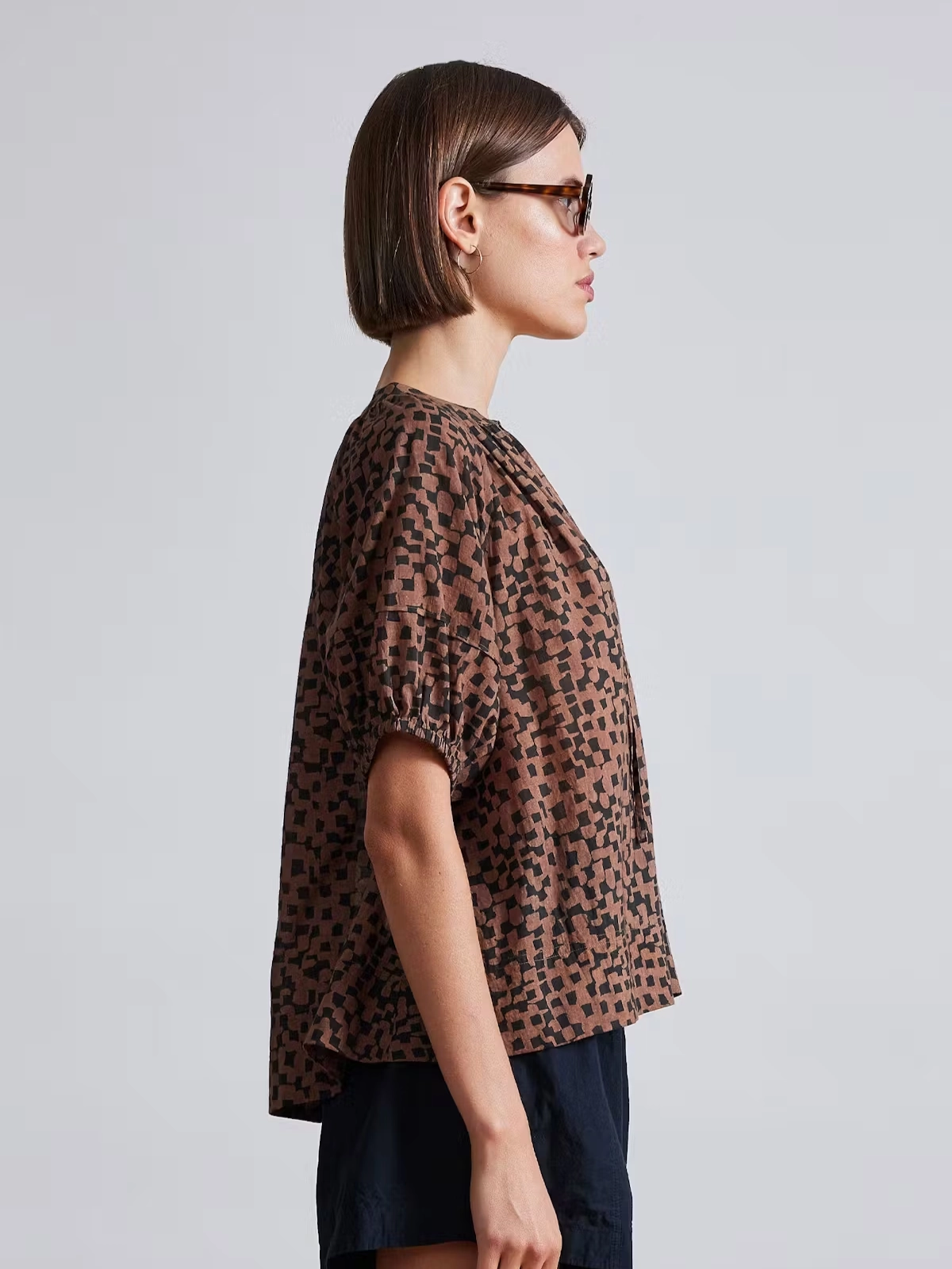 Lumina Popover NonIrritating Stitching Ergonomic Pattern Design