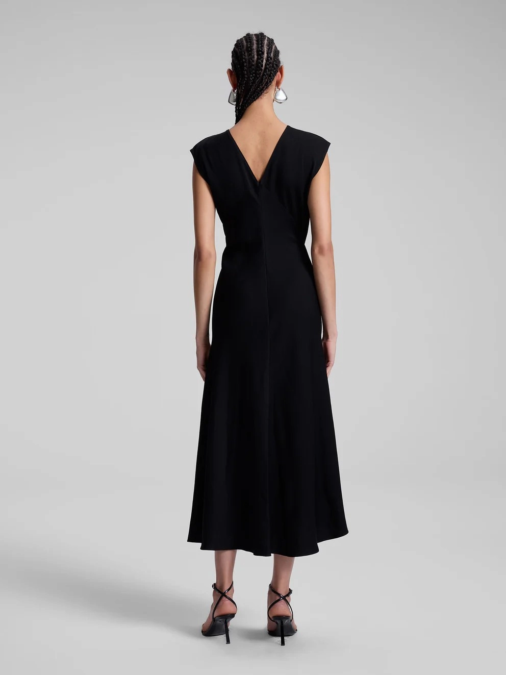 Casual Waist Mary Hammered Crepe Midi Dress