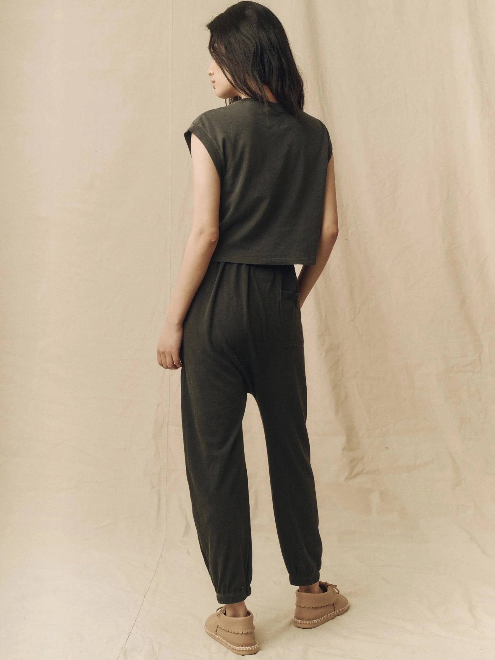 The Square Tee High Collar Protection Design