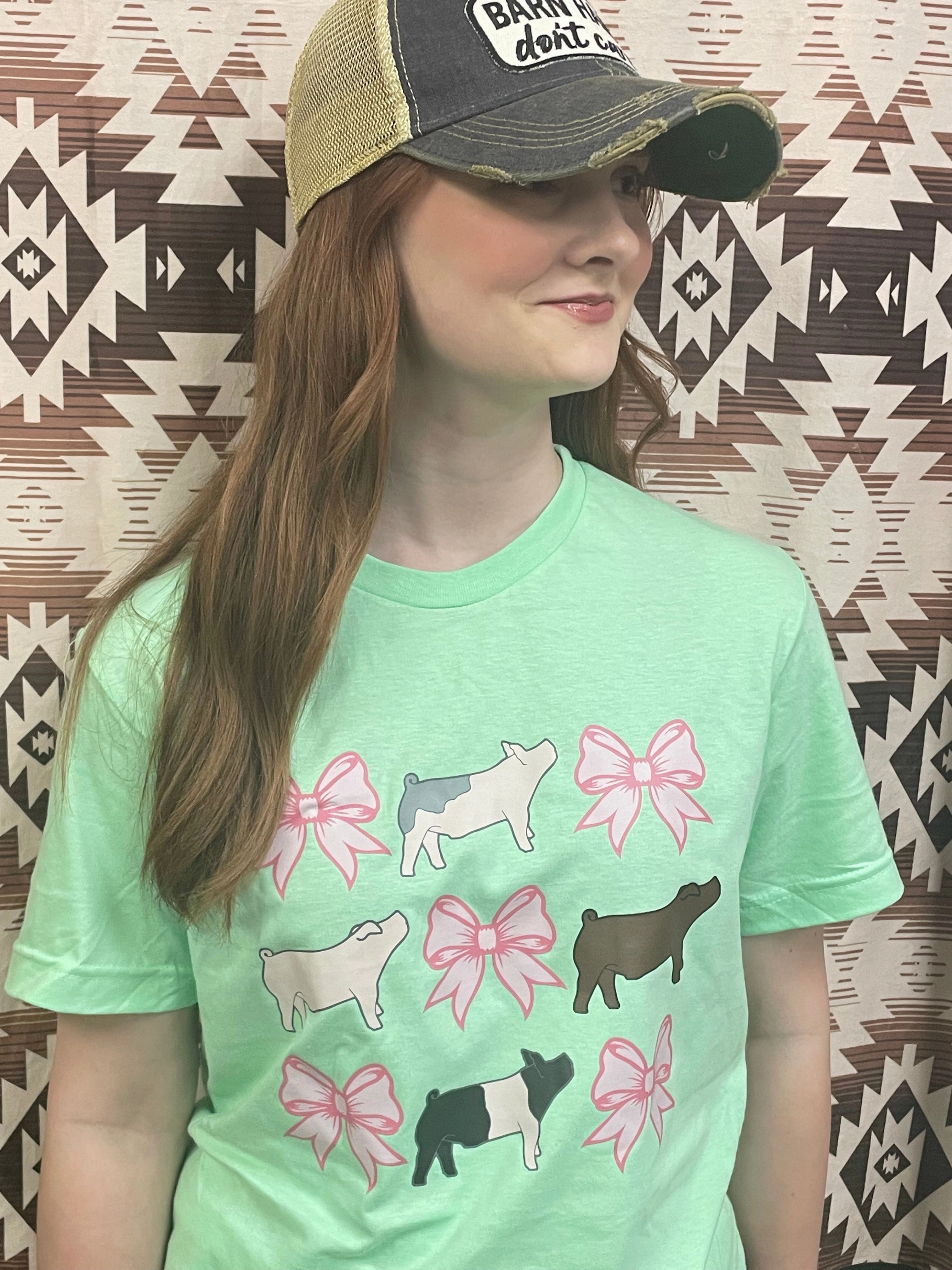 Light Layer Mint Green Pigs & Bows Tee