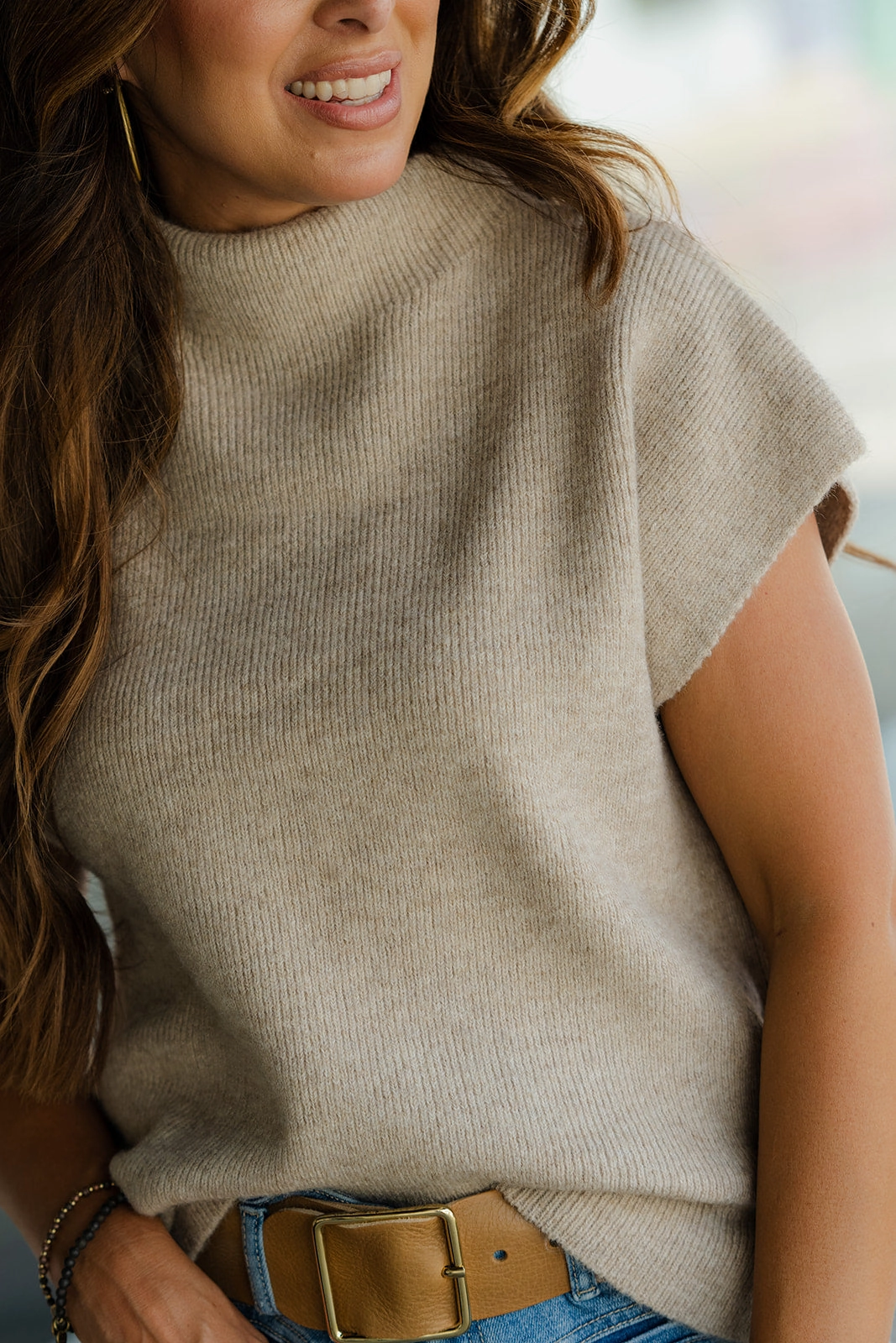 Hypoallergenic Yarn Construction Sophisticated Look Mock Neck Short Sleeve Sweater