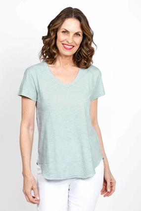 Mododoc Short Sleeve V Neck with Curved Hem AntiPillingTreatment Flexible Ribbed Neckline
