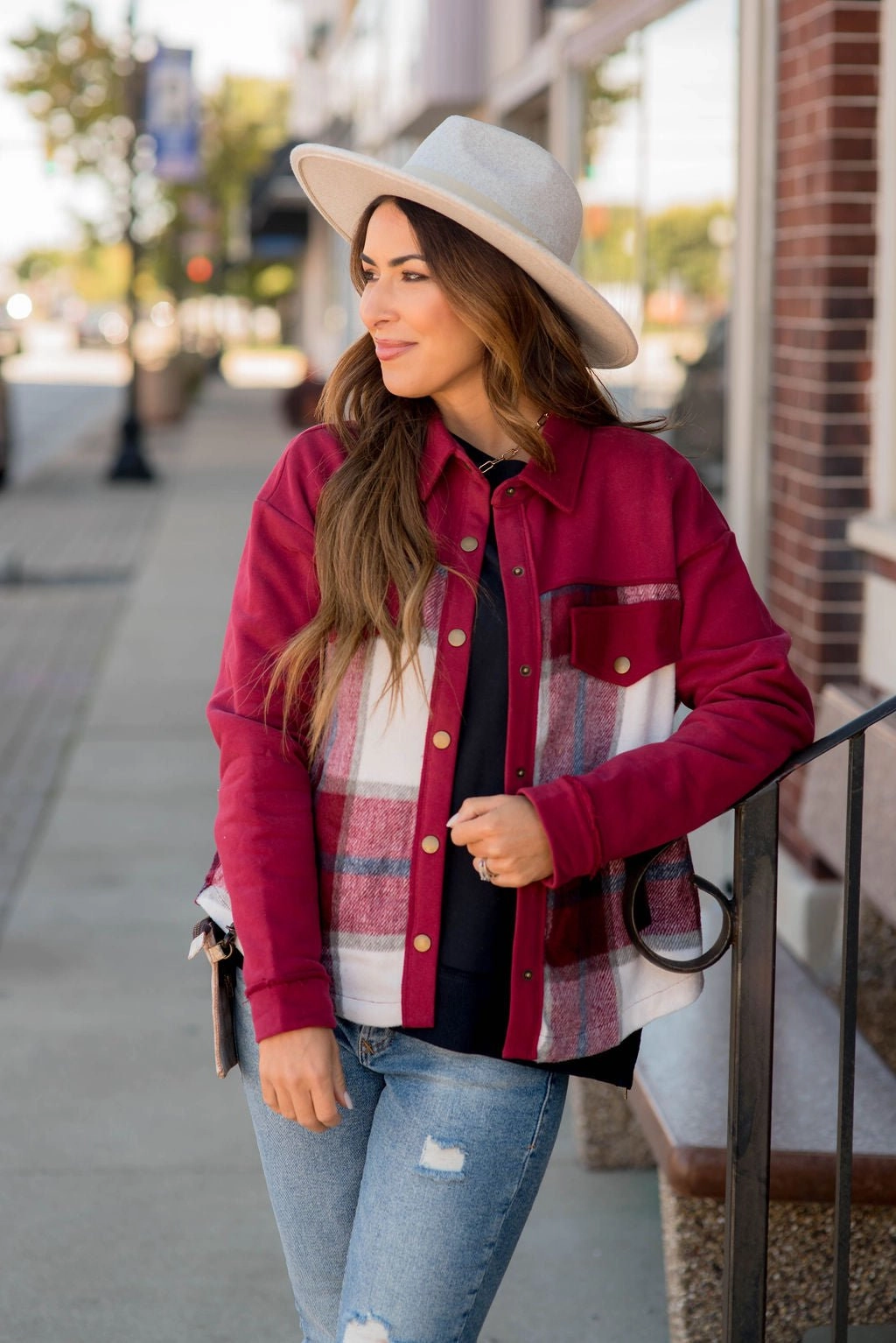 Reinforced Elbow Patches MultiPocketLayout Plaid Bottom Shacket