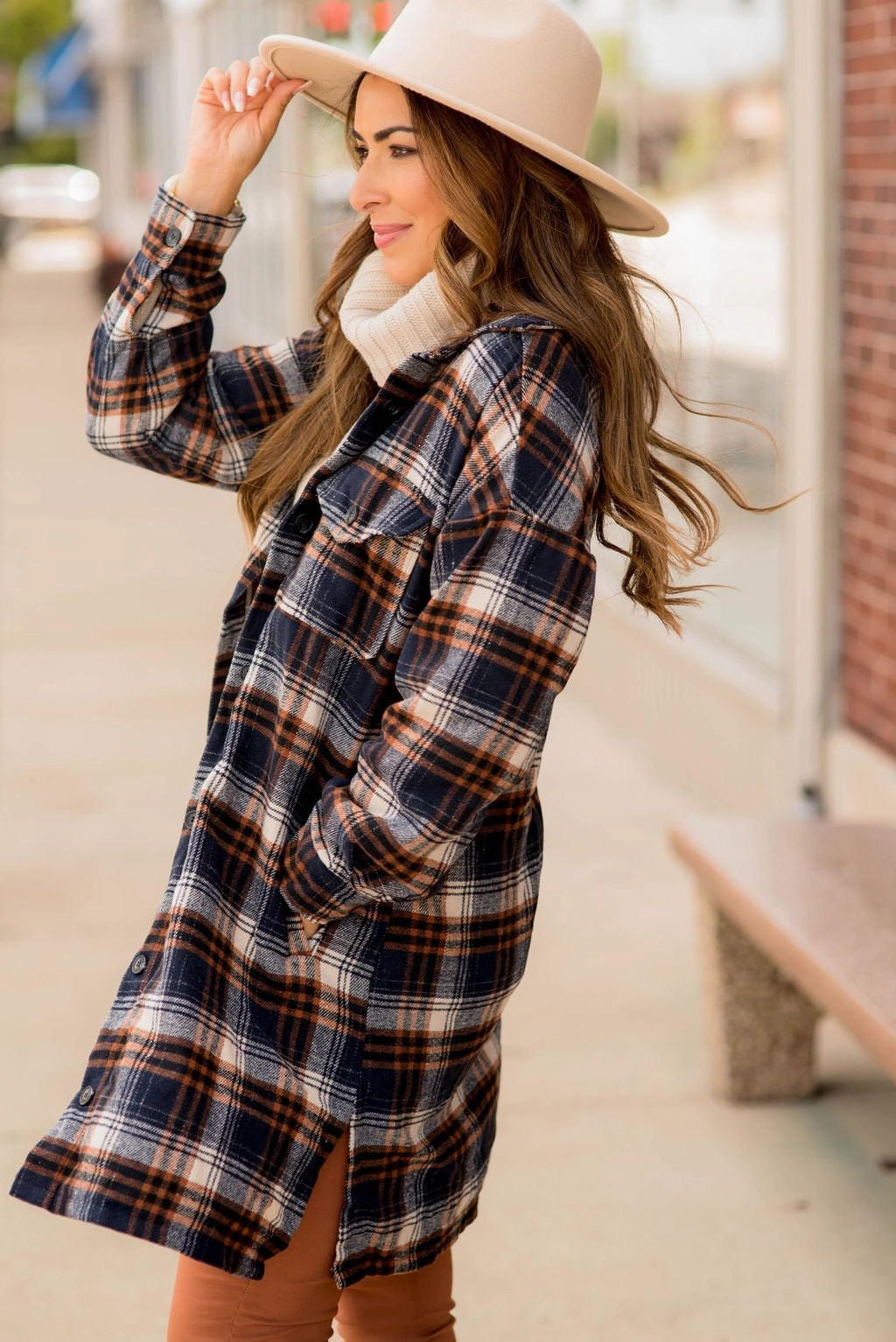 Noise Reduced Fastener System Crisp Layer Chic Elongated Plaid Tunic Shacket