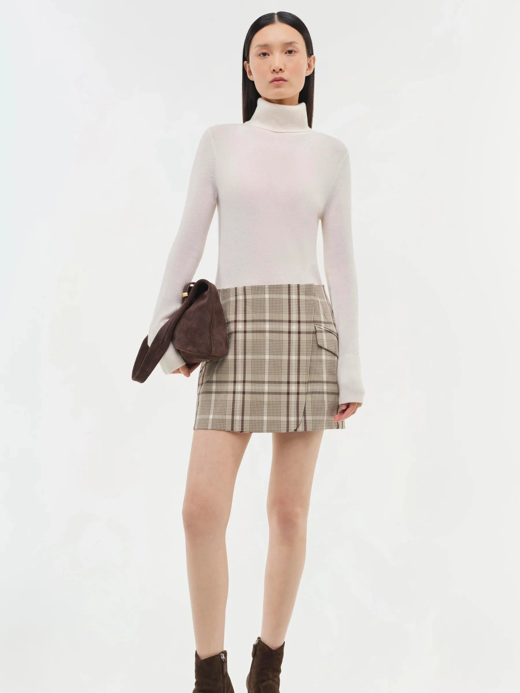 Payton Wrap Mini Skirt urban scene
