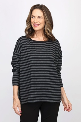 Comfy All-Day Fashion-Forward Look Planet Border Stripe Boxy T