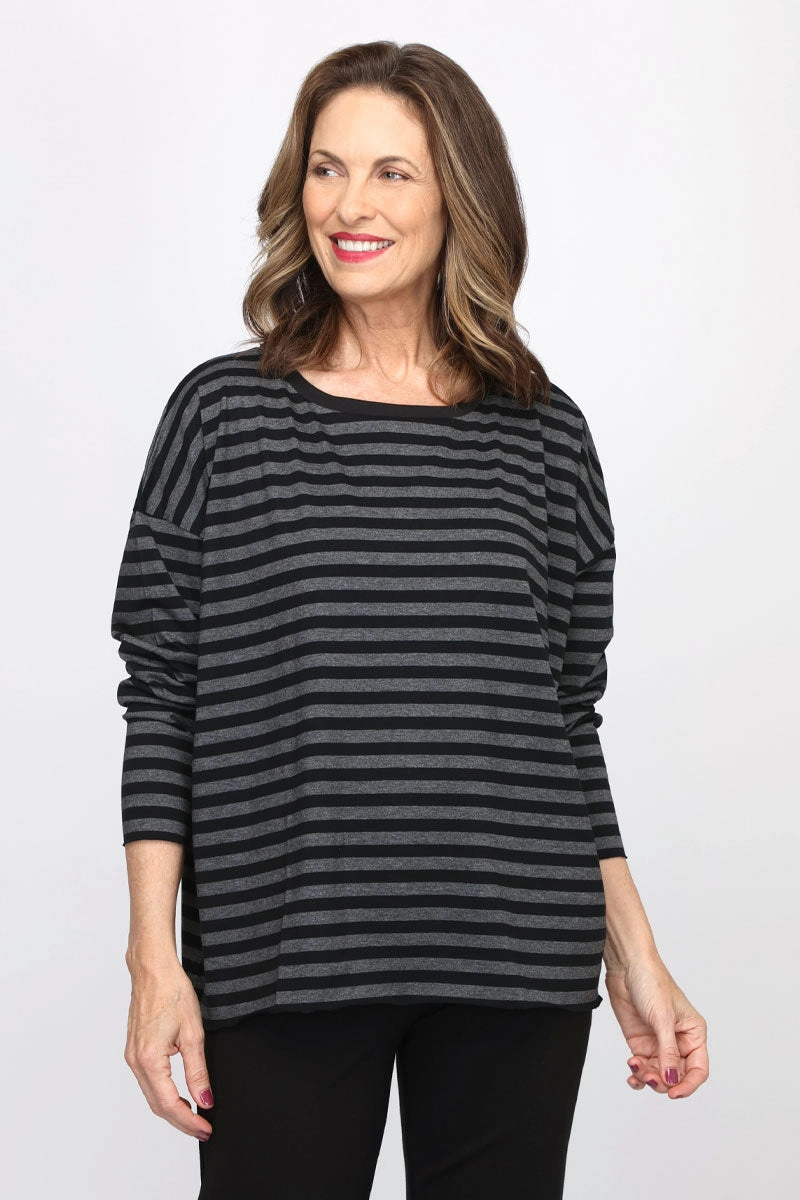 Comfy All-Day Fashion-Forward Look Planet Border Stripe Boxy T