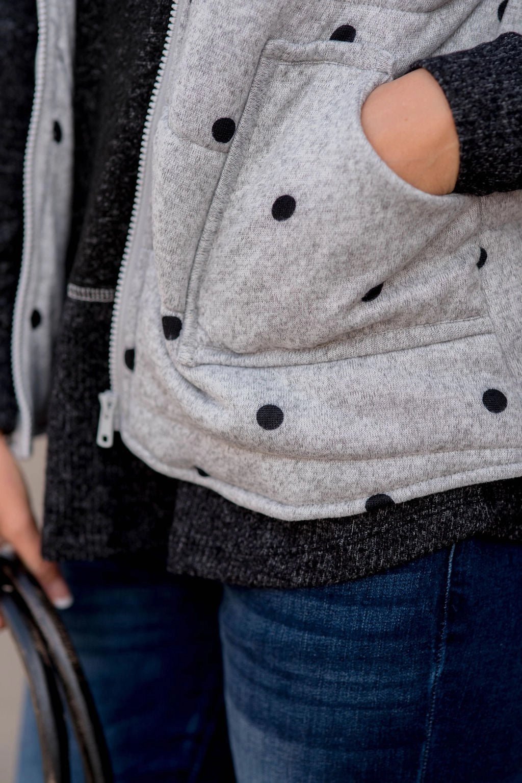 Light Diffusing Fabric Heat Sealed Zippers Polka Dot Puffer Vest