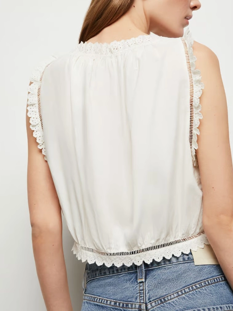 Taped Neckline Traveler Top