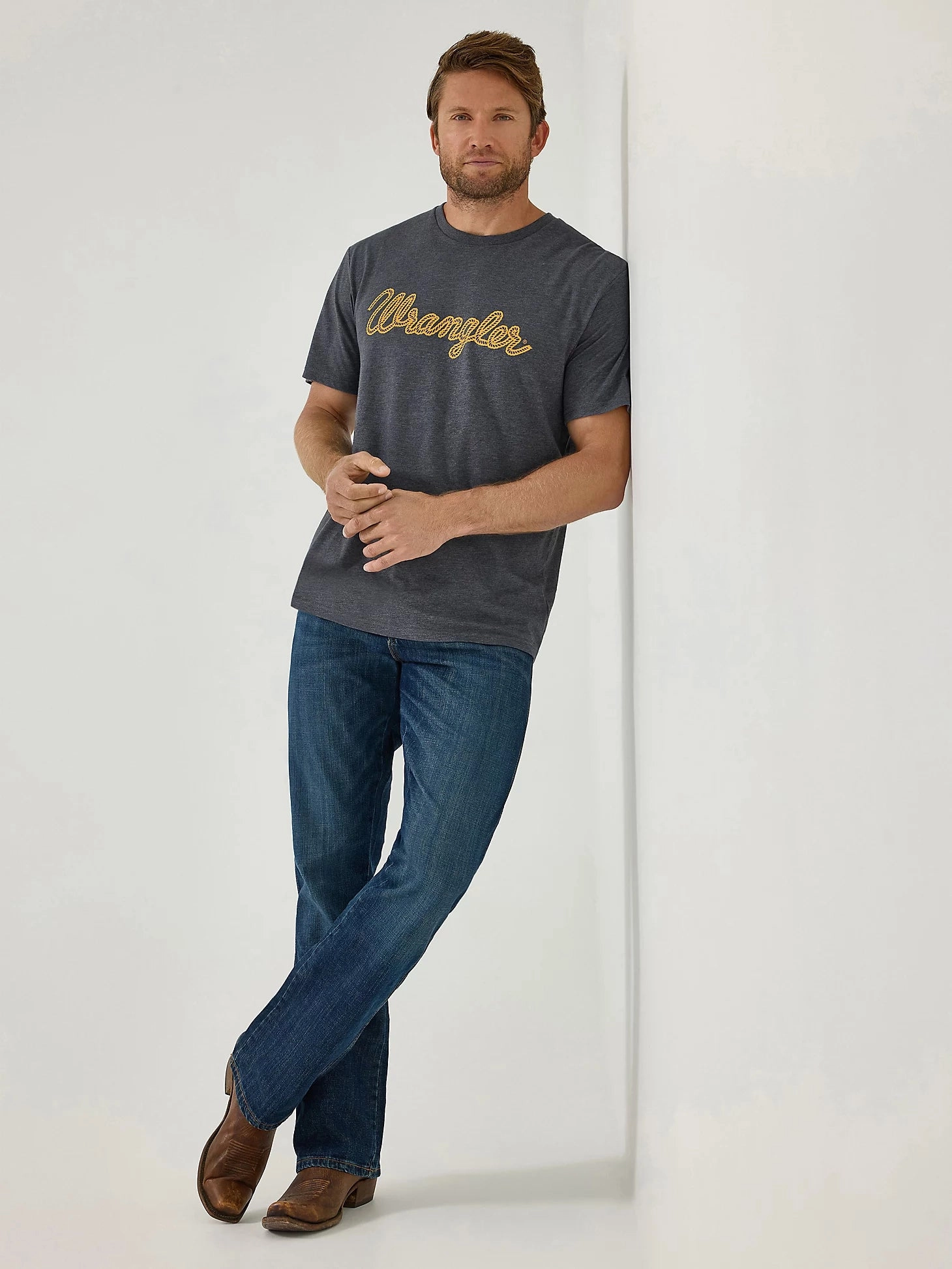 Wrangler Men??s Retro Relaxed Fit Bootcut Jean Comfortable Edge