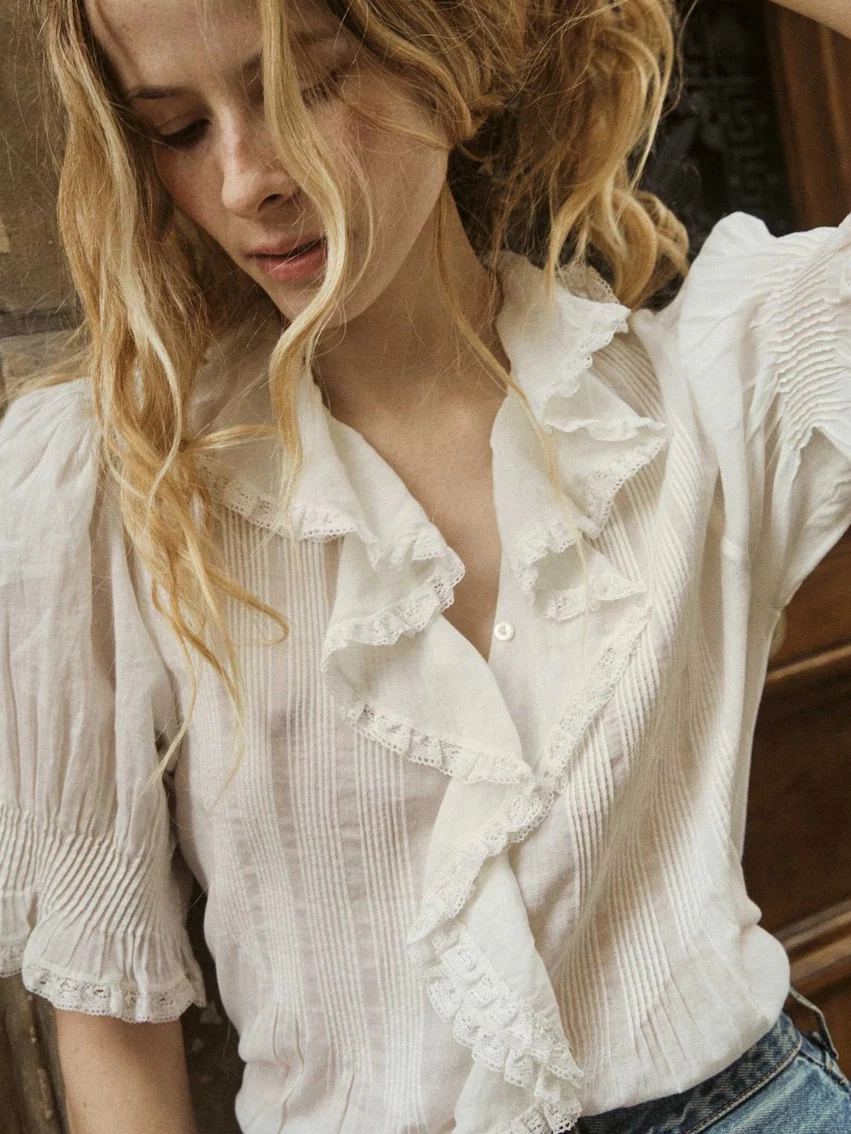 Tagless Neckline HeatPressedLogos Henri Top