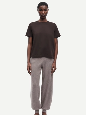 Flattering Cut Air Comfort Sacharlotte Knit Pants