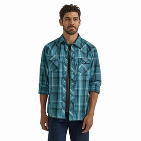 Wrangler Men's Teal Plaid Modern Fit Shirt Reinforced Elasticity Stylish Detail