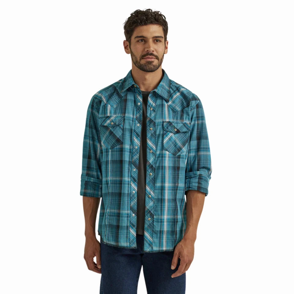 Wrangler Men's Teal Plaid Modern Fit Shirt Reinforced Elasticity Stylish Detail