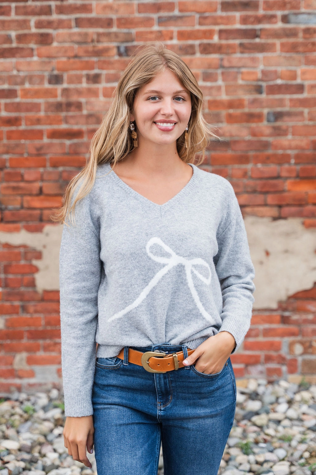 Casual Wear Fit All-Day Knitwear Simple Bow V-Neck Sweater