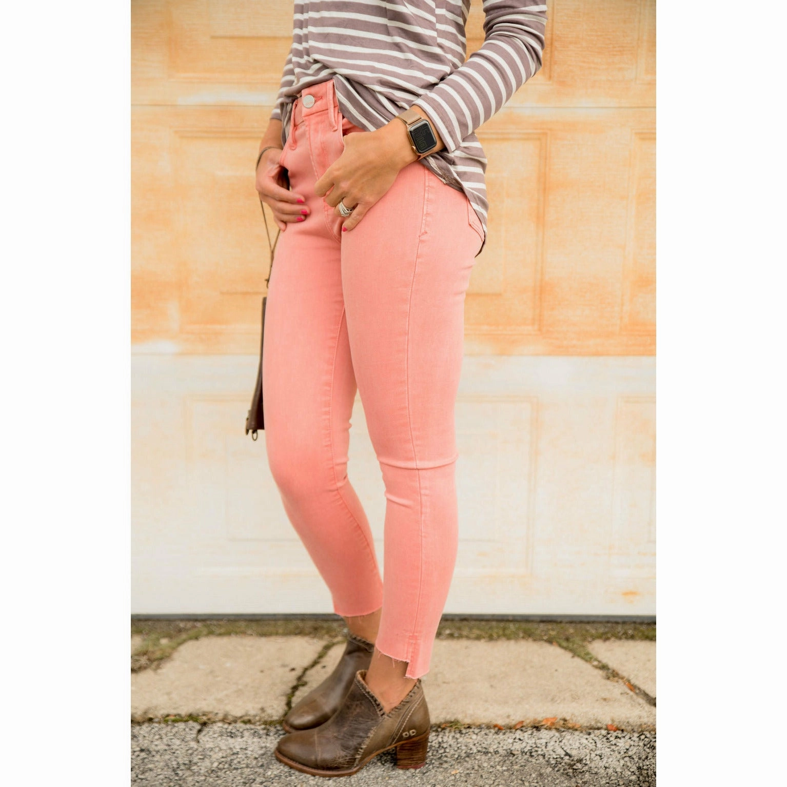 Style Blend Square Cut Fringe Bottom Denim Jeans