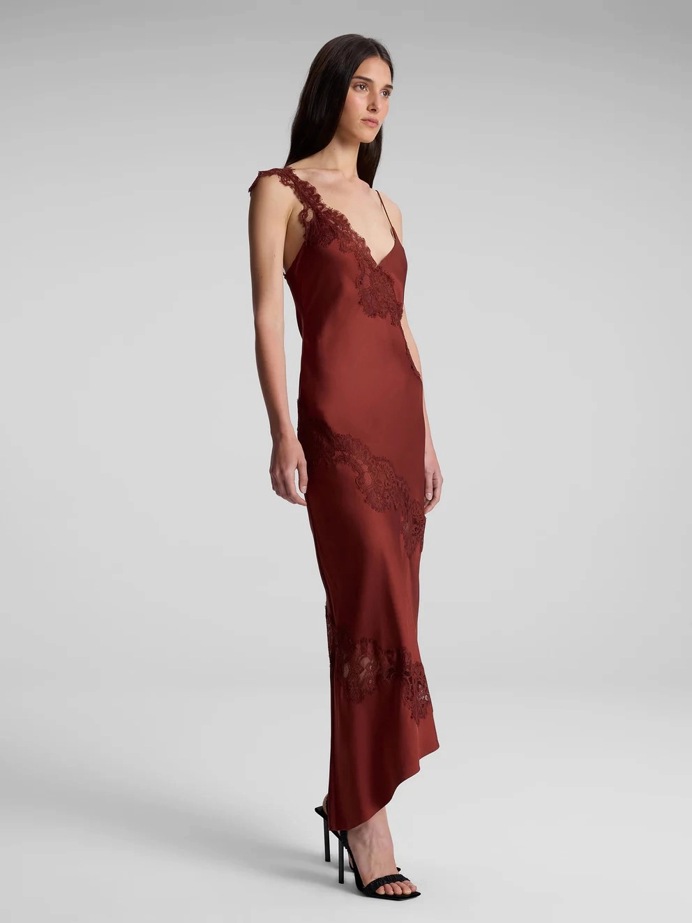 Stella Dress Sleek Waist Design Fit