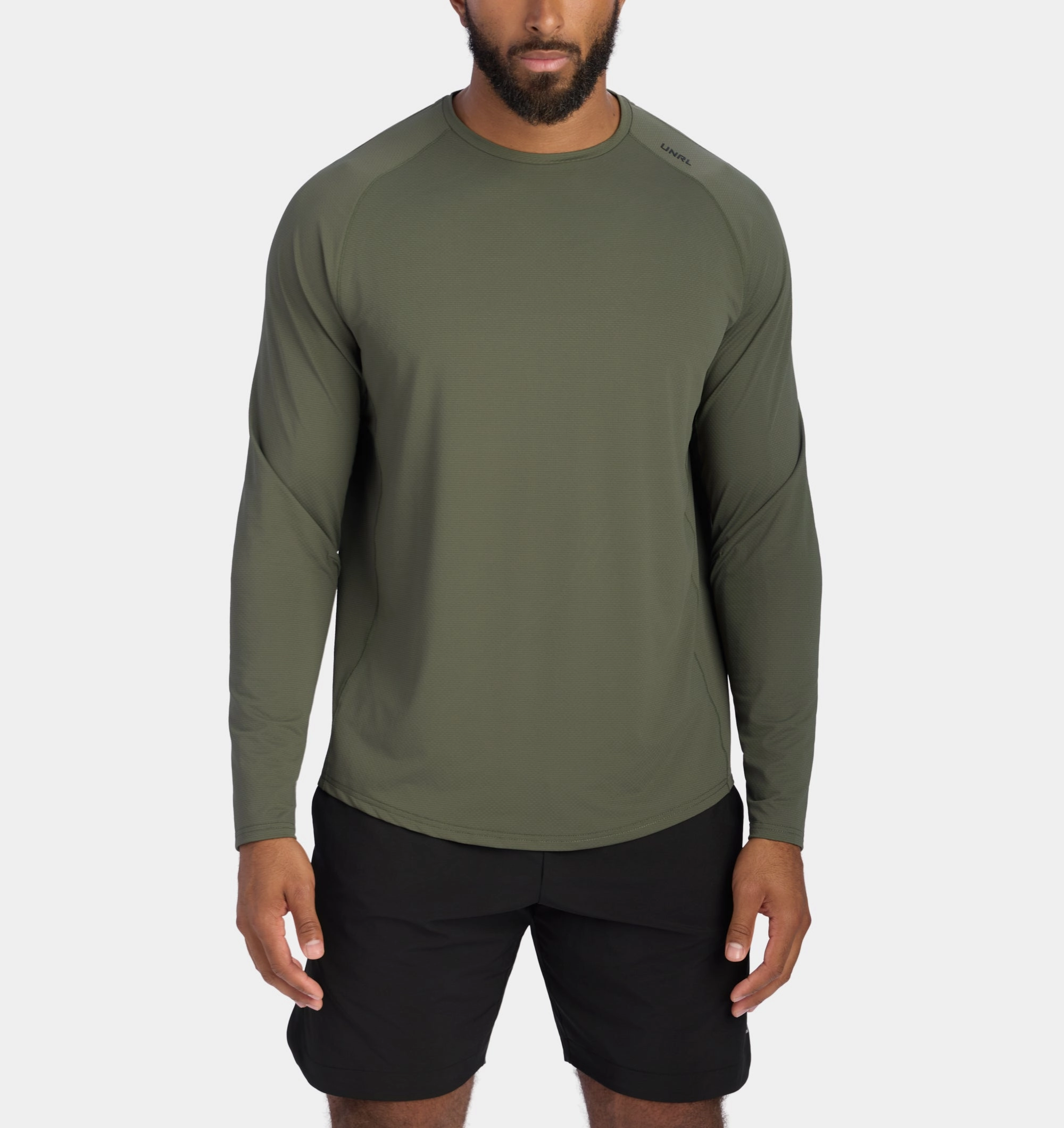 men Streamline Performance Long Sleeve