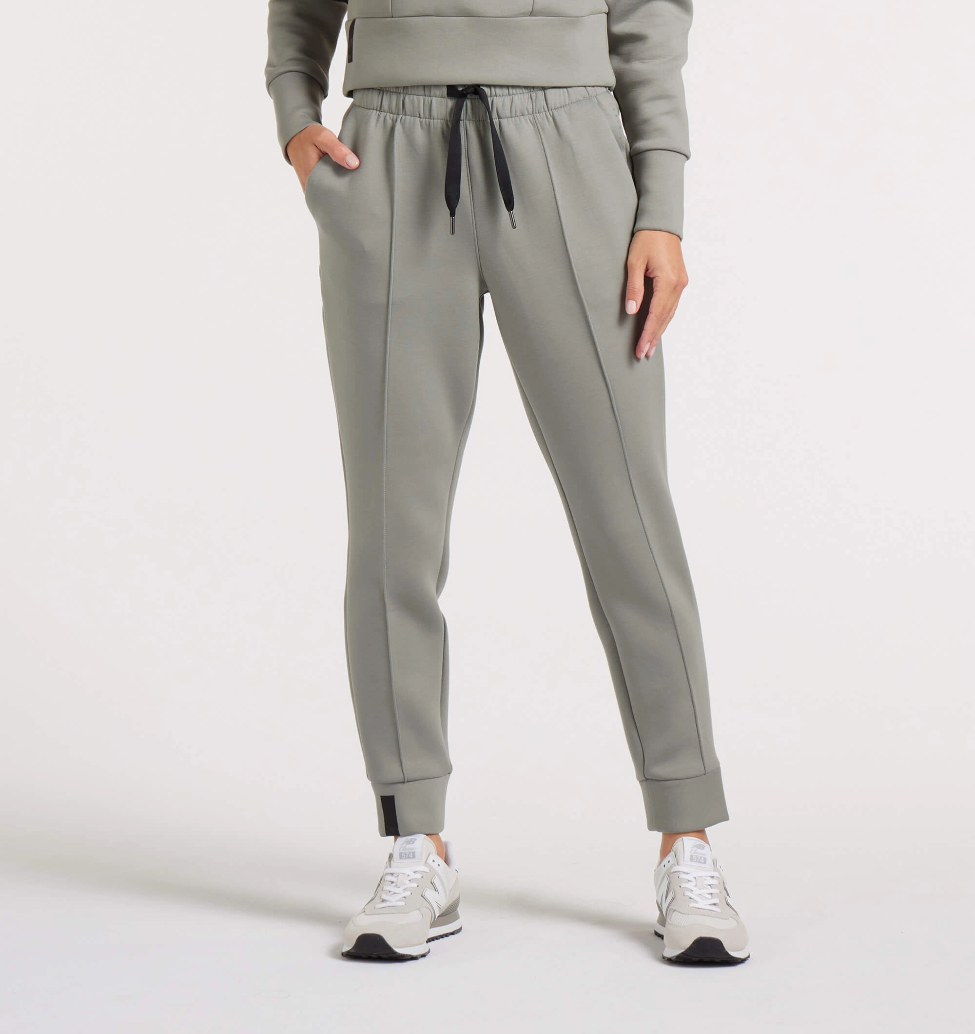 Reflective details Compact Pack LuxBreak Sweat Jogger