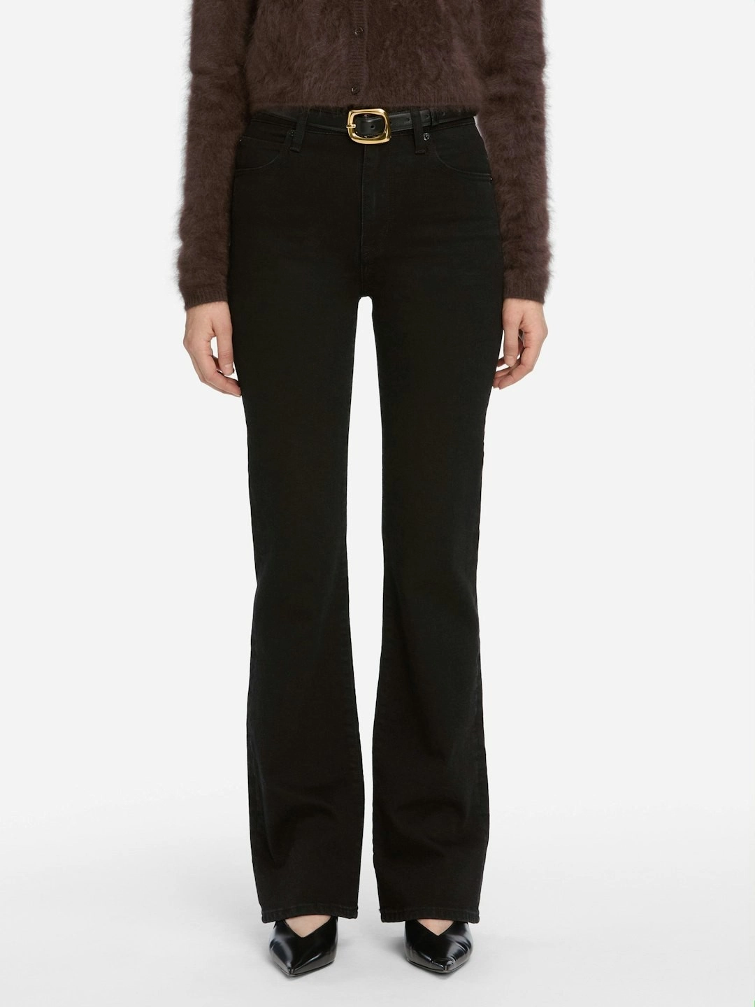 The Arrow Chic Essentials Common Outfit