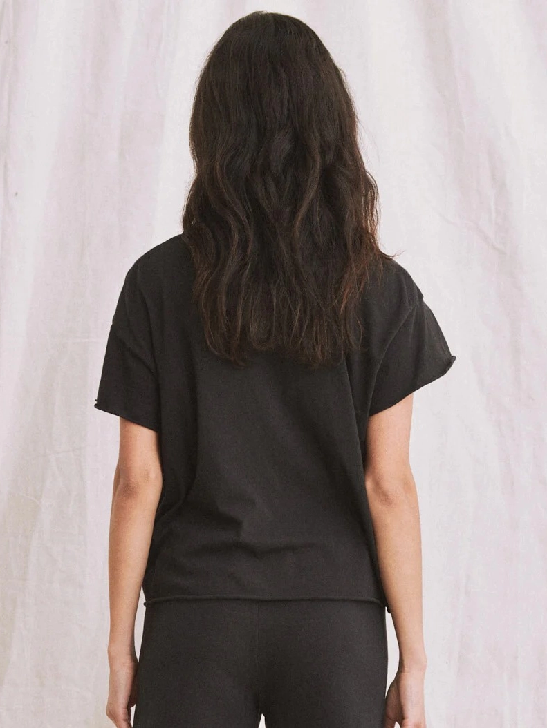 Non Closure Collar Wind Resistant Fabric The Crop Tee