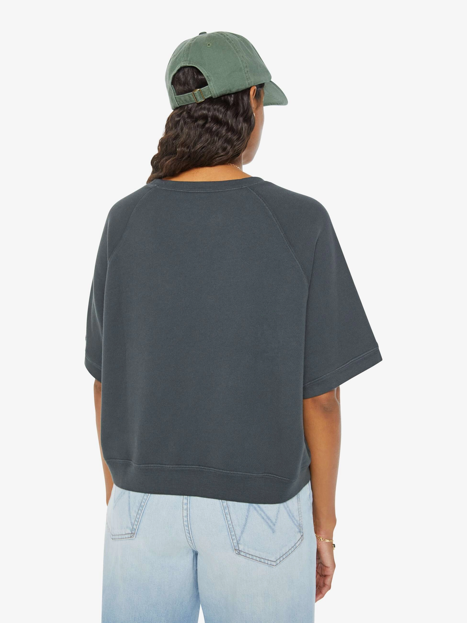 MoistureWicking Material SeamlessSidePanels The Short Sleeve Concert