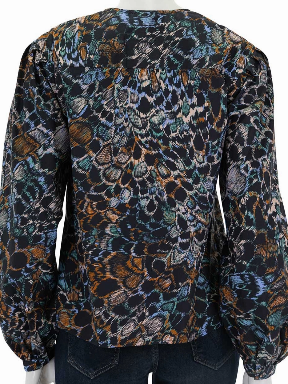 Active Blouse Tear Resistant Fiber Blend Llara Blouse