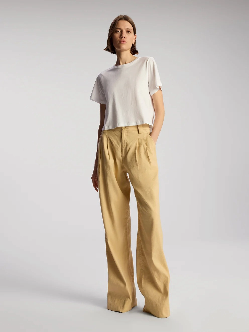 MoistureWicking Fabric Airflow Weave Pattern Julia Cotton Jersey Tee