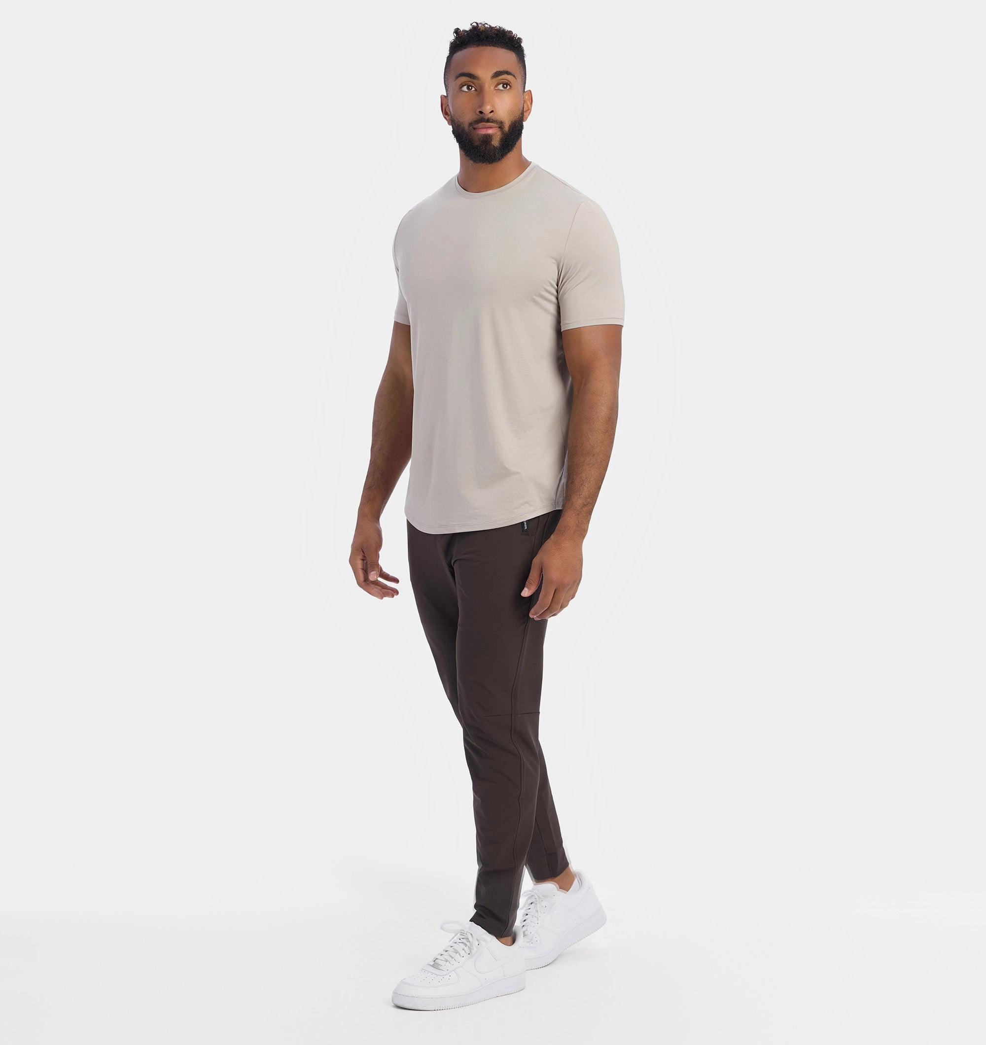 ErgonomicArticulatedDesign TaperedLeg UNRL Performance Pant Fit Freedom